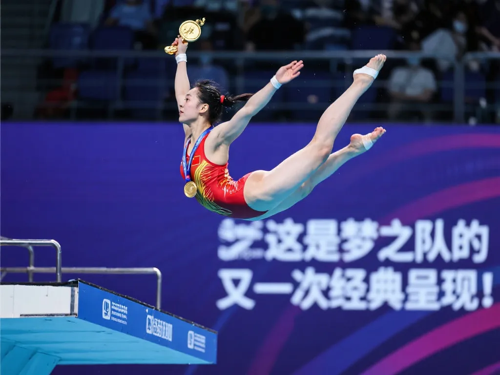 临密集防守